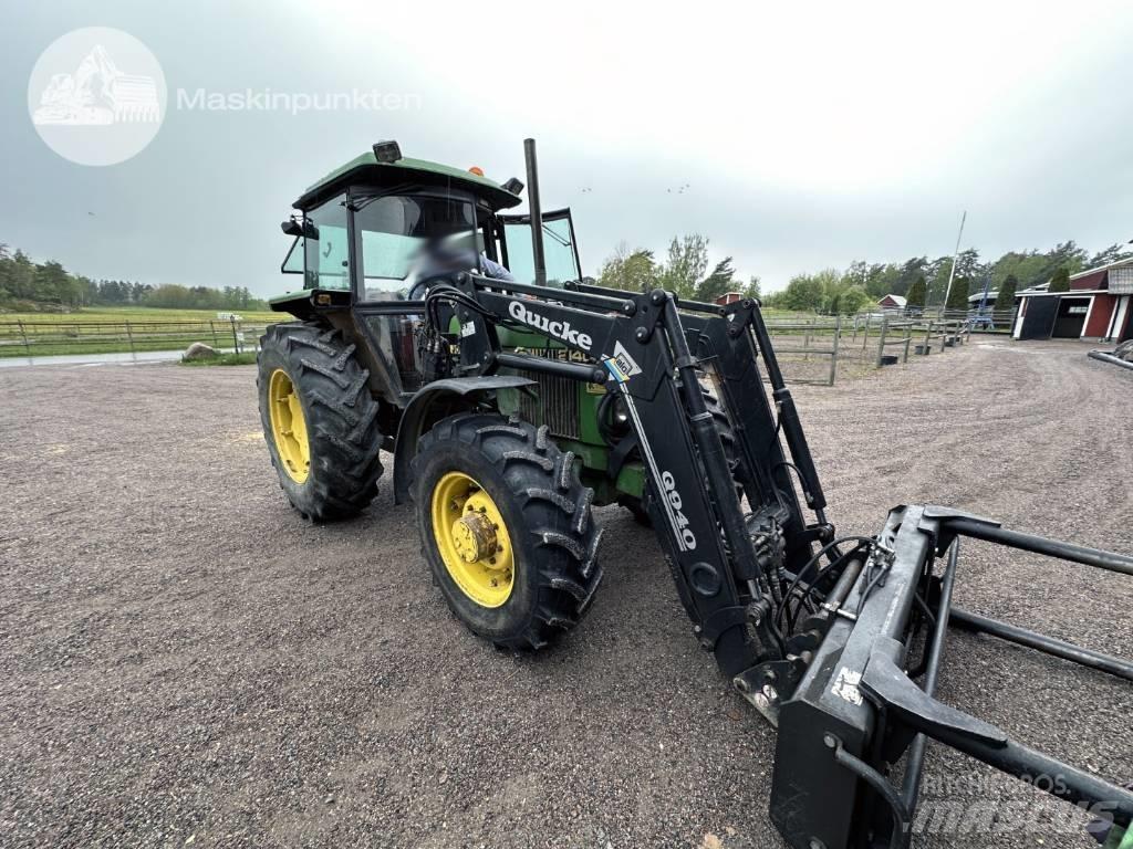 John Deere 2140 Traktorer