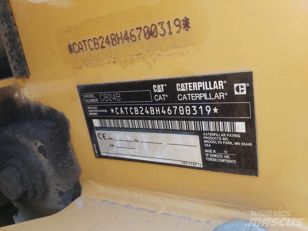 CAT CB 24 B Tandem Valser