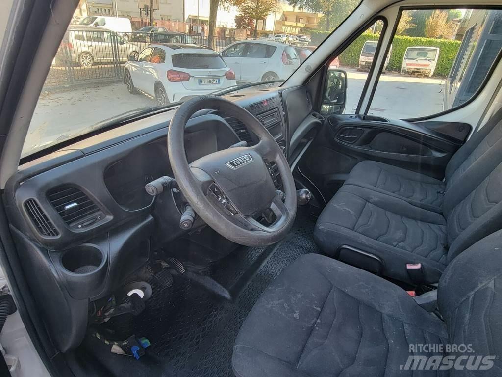 Iveco DAILY E6 Førerhus og Interiør