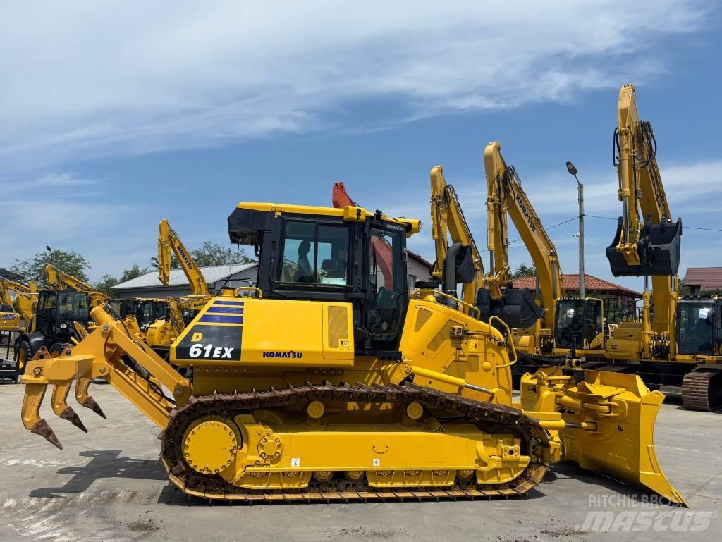 Komatsu D61EX-24E0 Dozere Beltegående