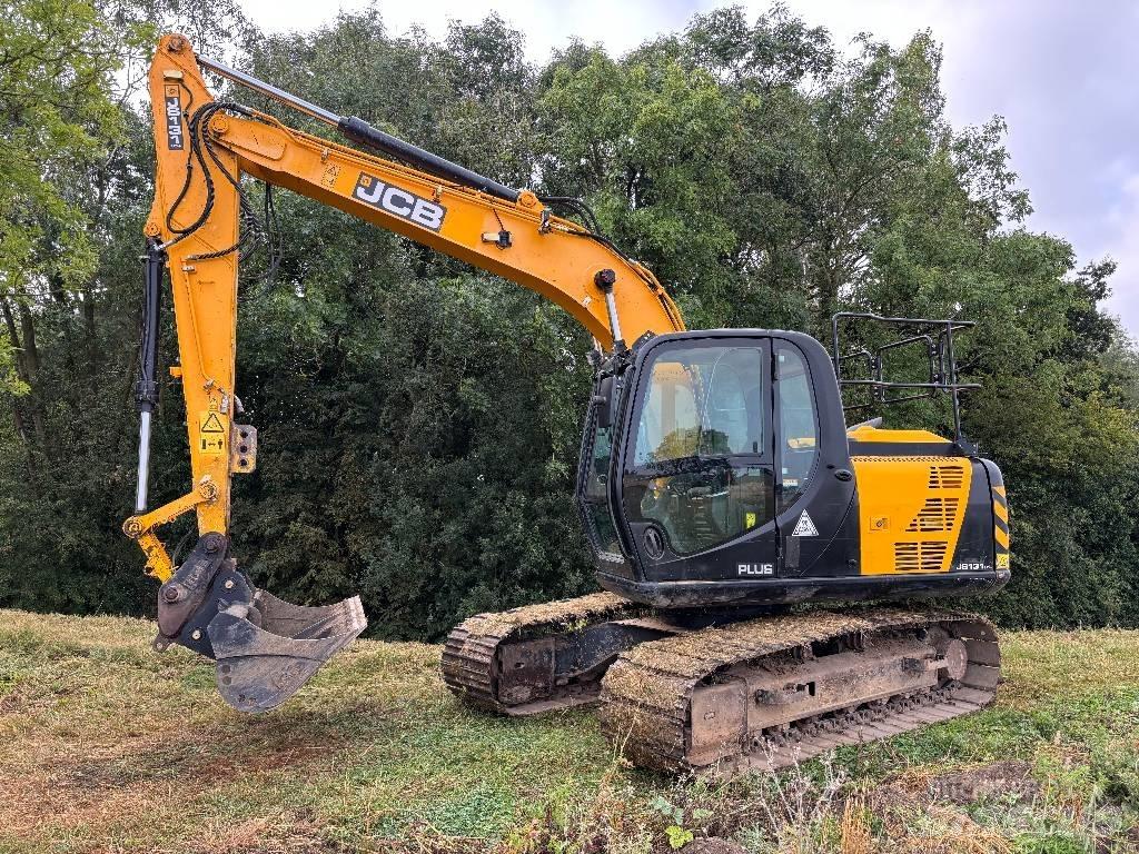JCB JS 131 LC Beltegraver