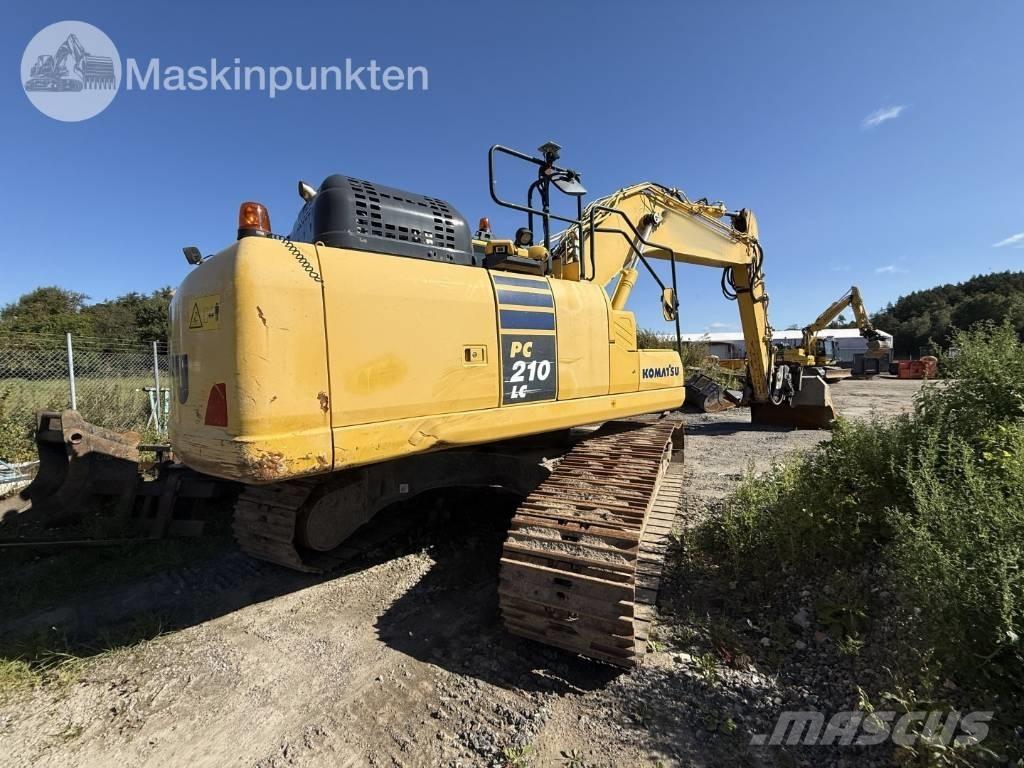 Komatsu PC 210 LC-11 Beltegraver