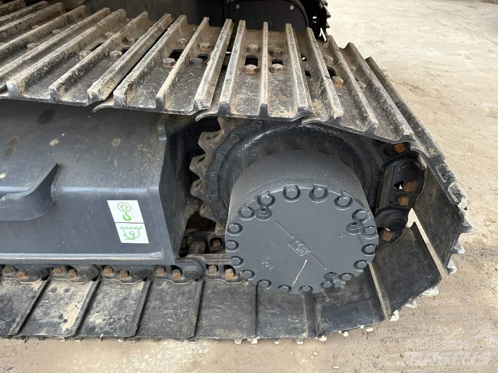 Komatsu PC200-8 Beltegraver