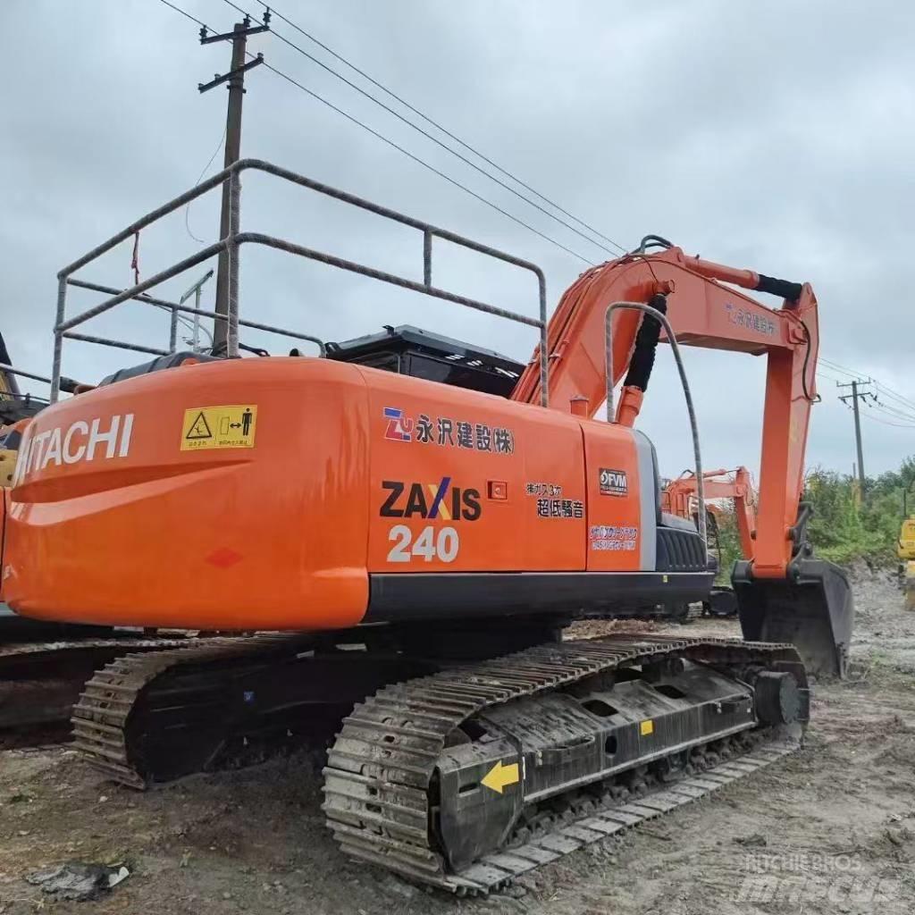 Hitachi 240-3 Beltegraver