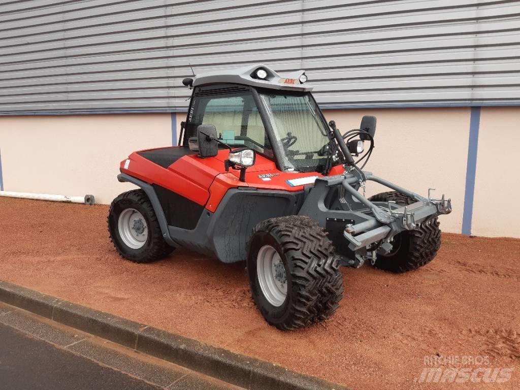 Aebi TT241 Traktorer
