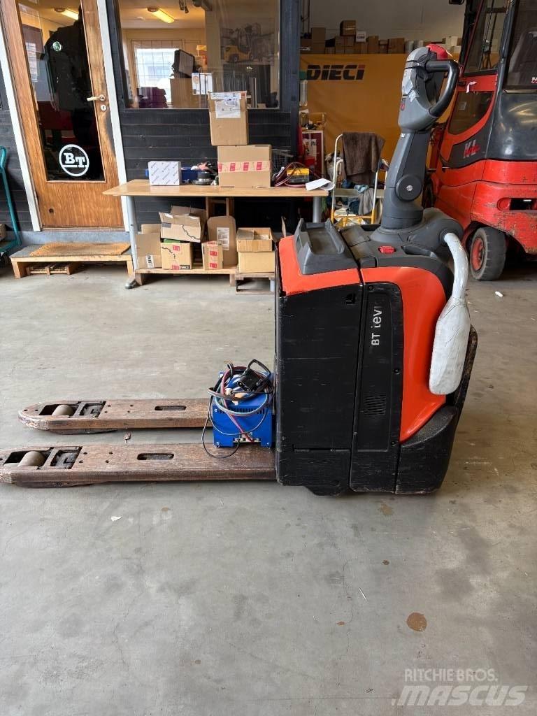 BT LPE 200 Lavtløftende truck med platform