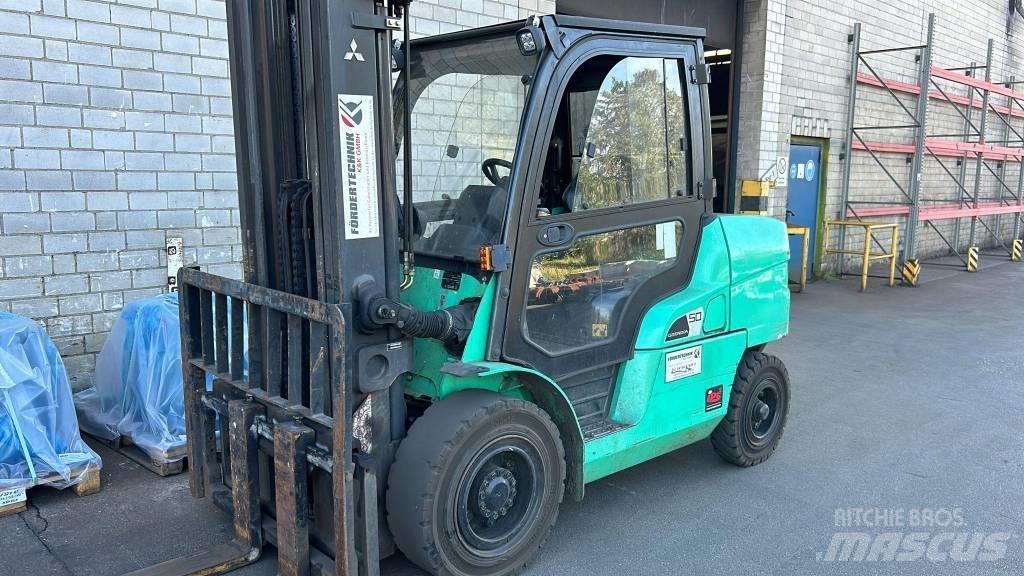 Mitsubishi FD 50 Diesel Trucker