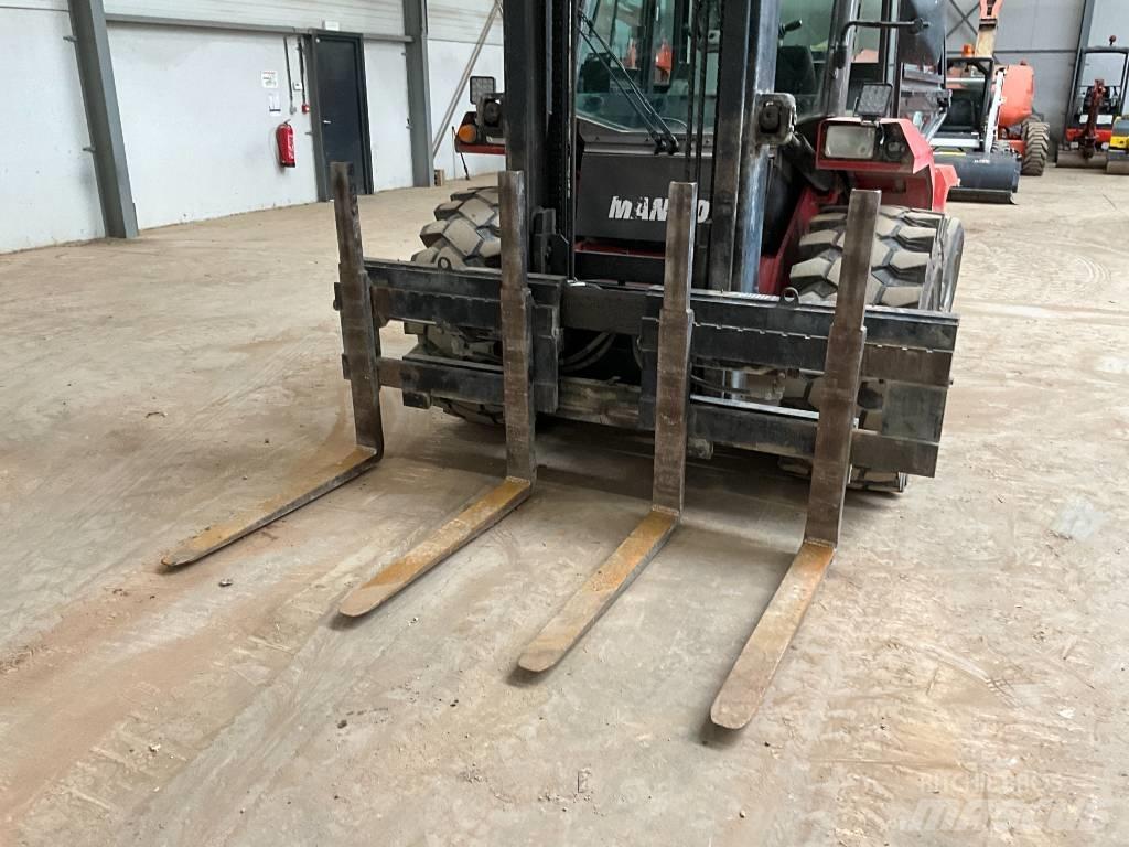 Manitou MC 40 Terrenggående gaffeltruck