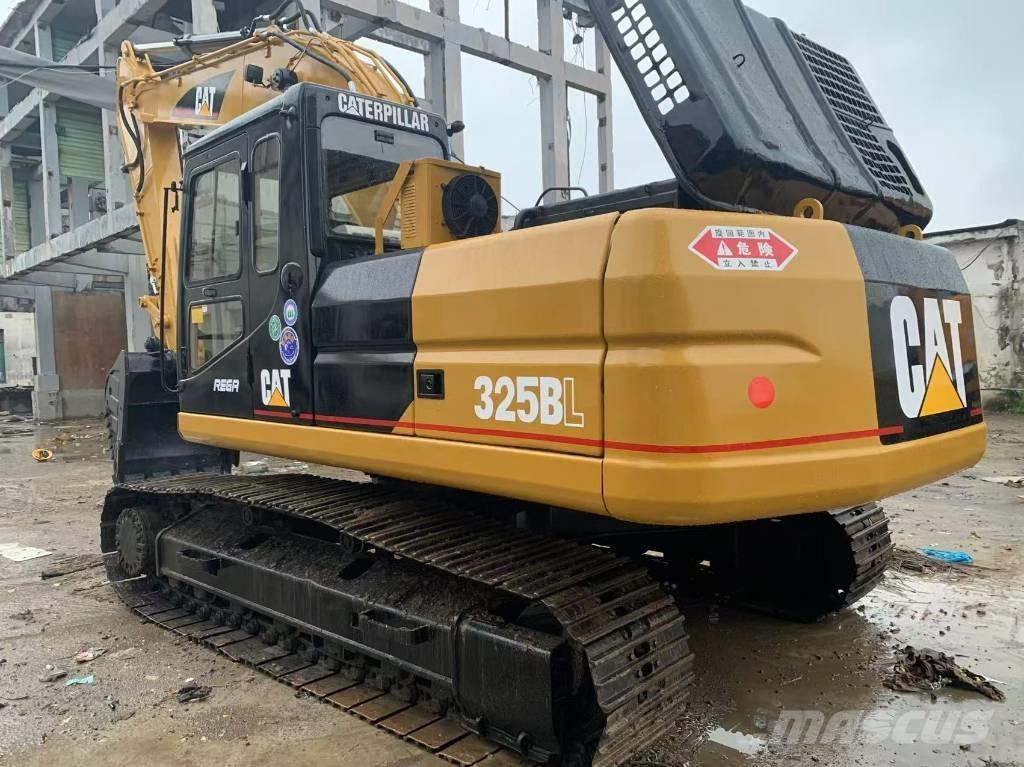 CAT 325 B Beltegraver