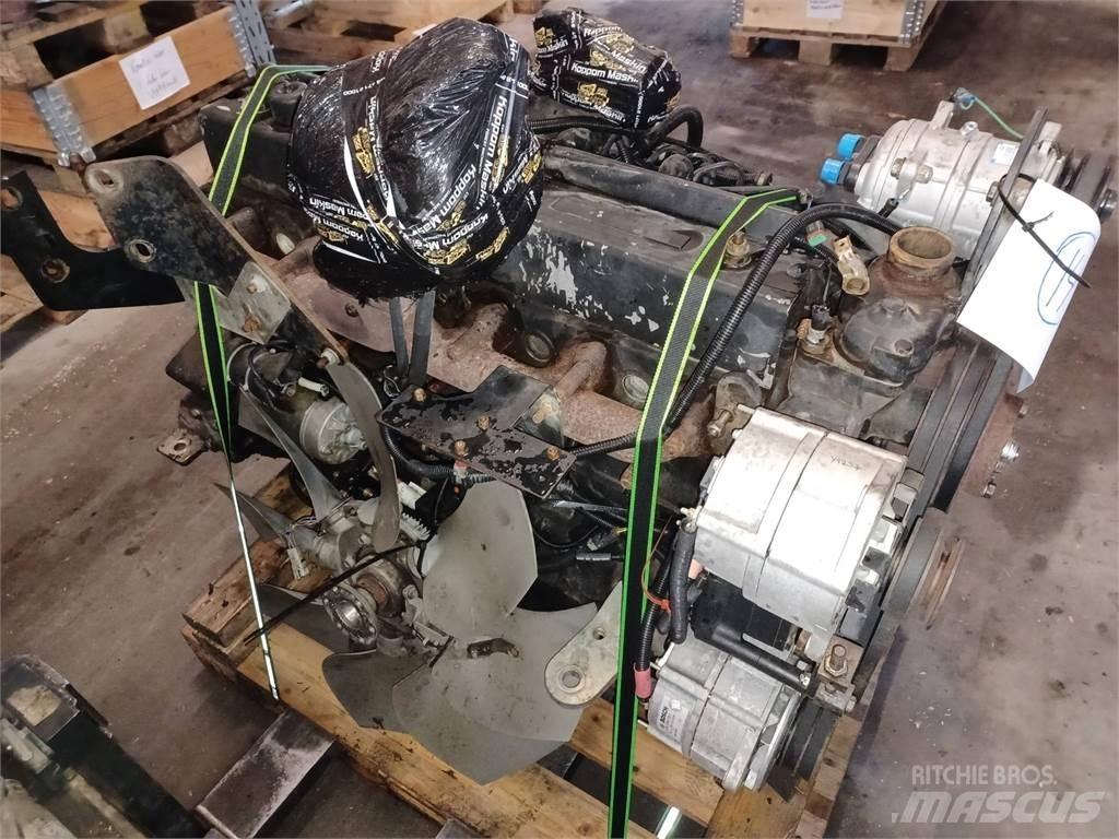 Komatsu 860.4 Motorer