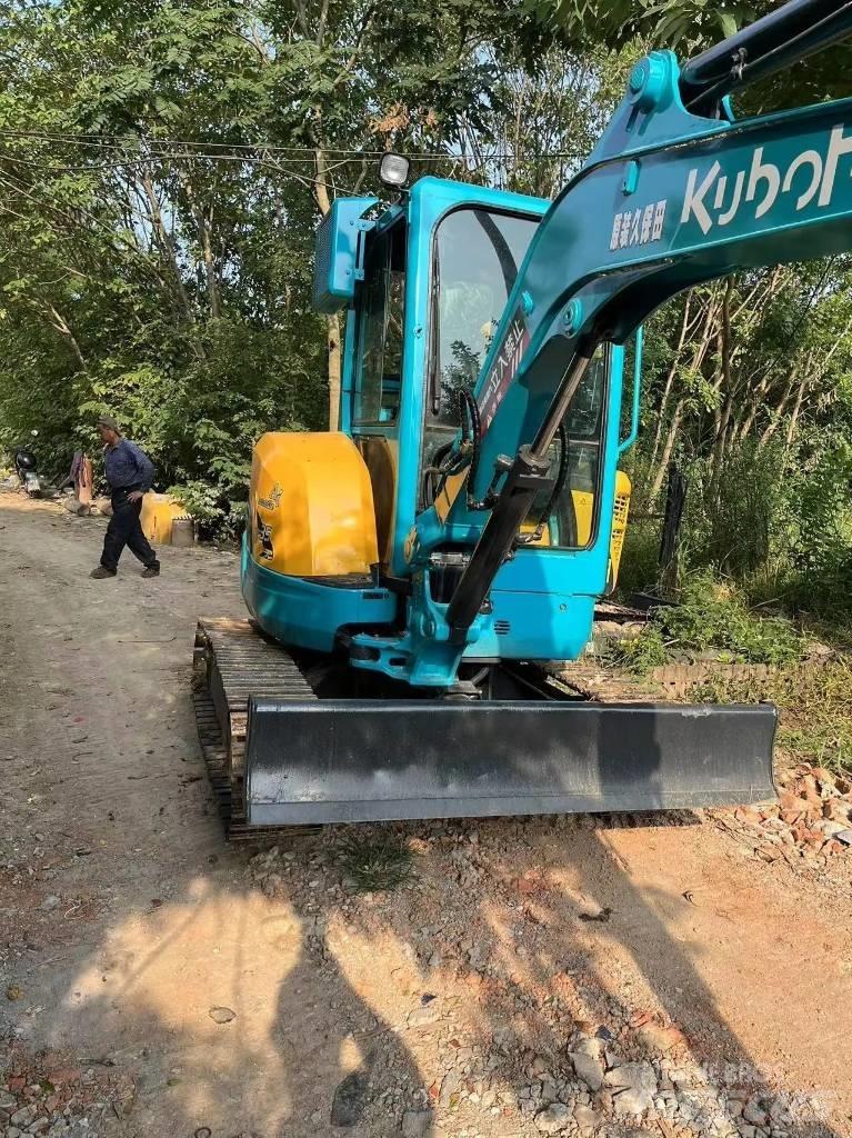 Kubota U35 Beltegraver