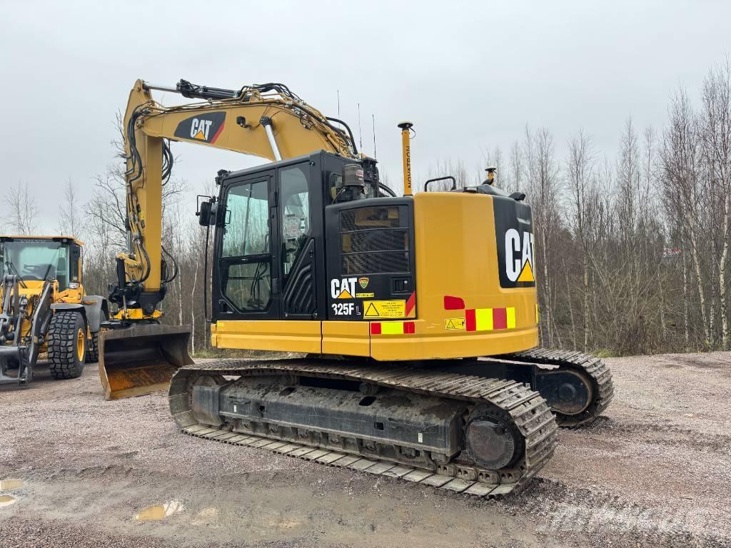 CAT 325 Beltegraver
