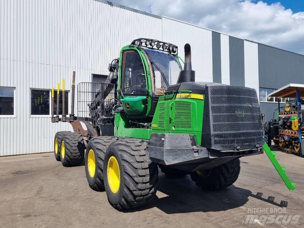John Deere 1510G Lassbærere