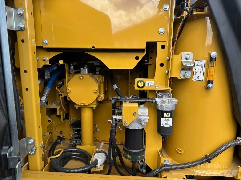 CAT 317 Beltegraver