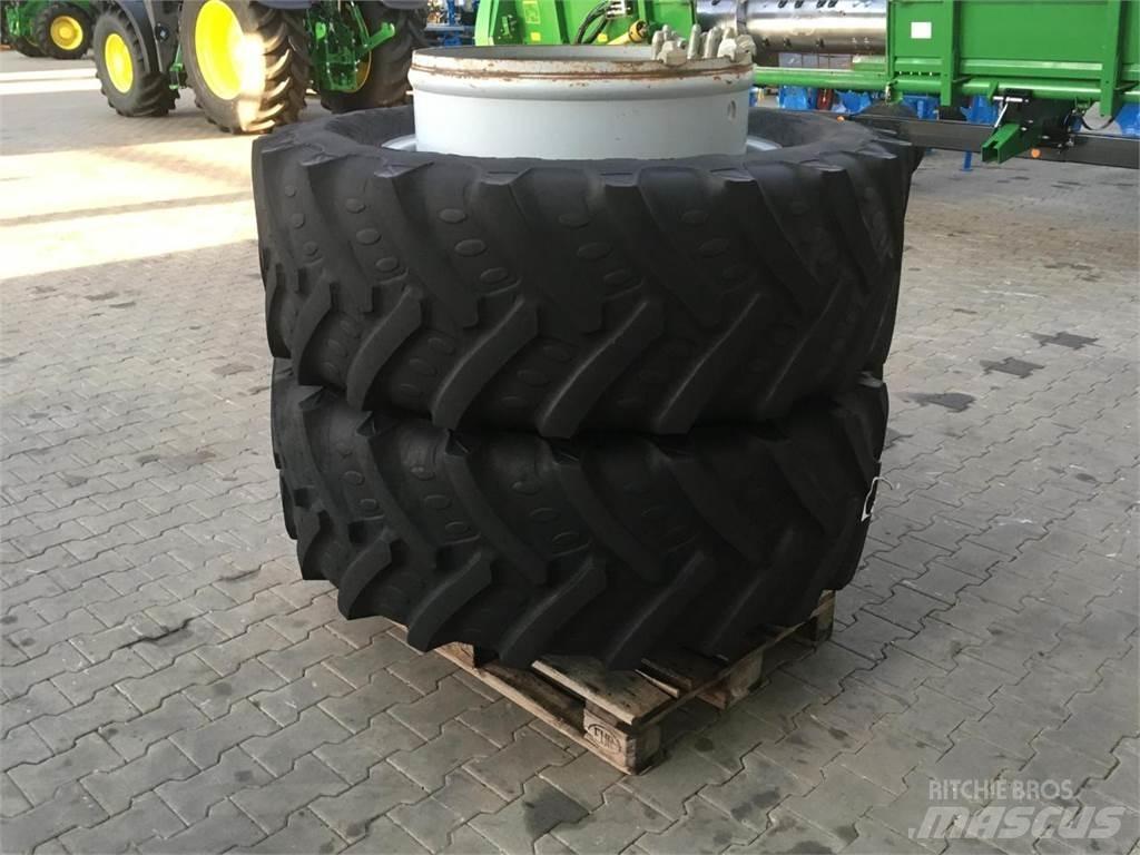 BKT 480/70R34 Dekk, hjul og felger