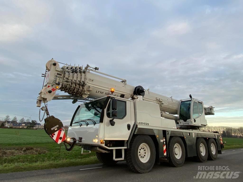Liebherr LTM1090-4.2 Allterreng kraner