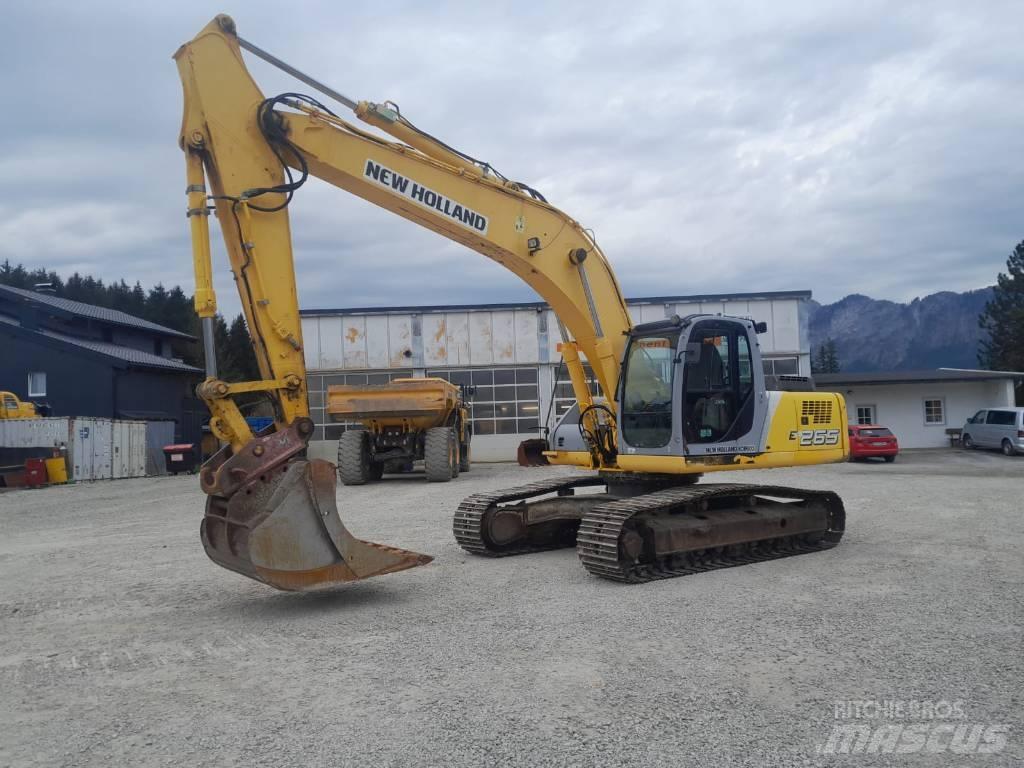 New Holland E 265 Beltegraver