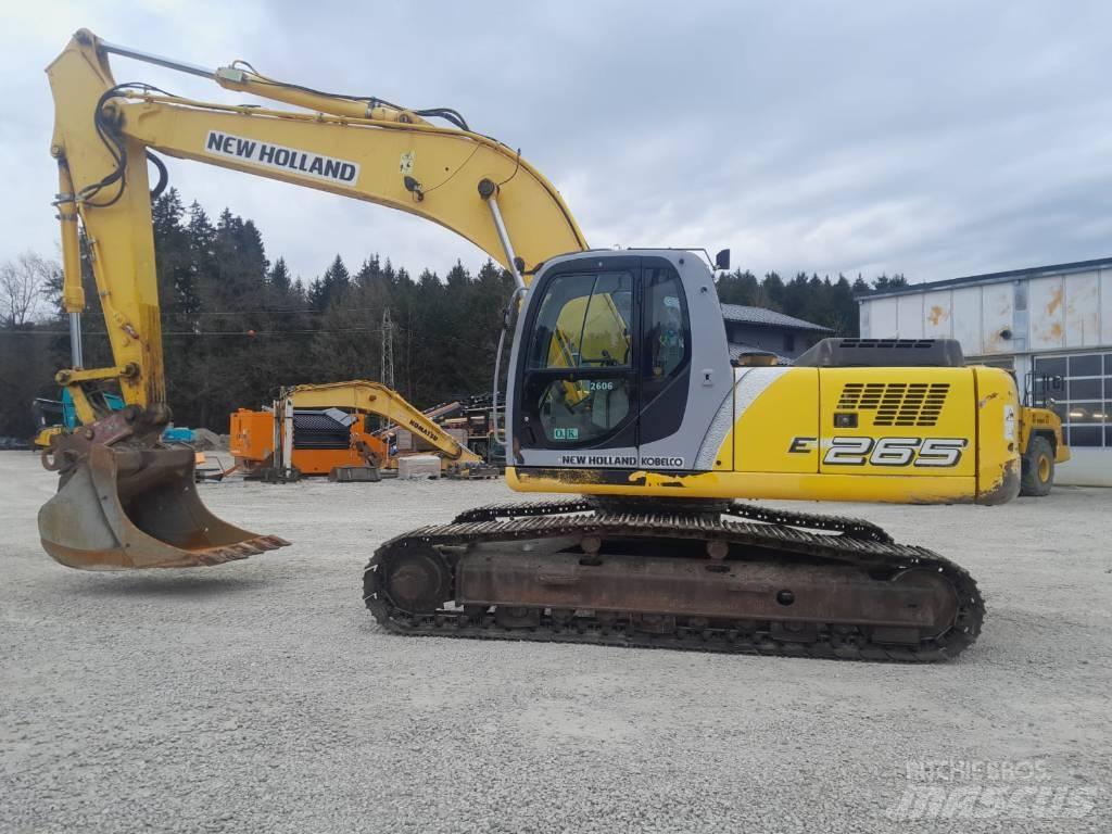 New Holland E 265 Beltegraver