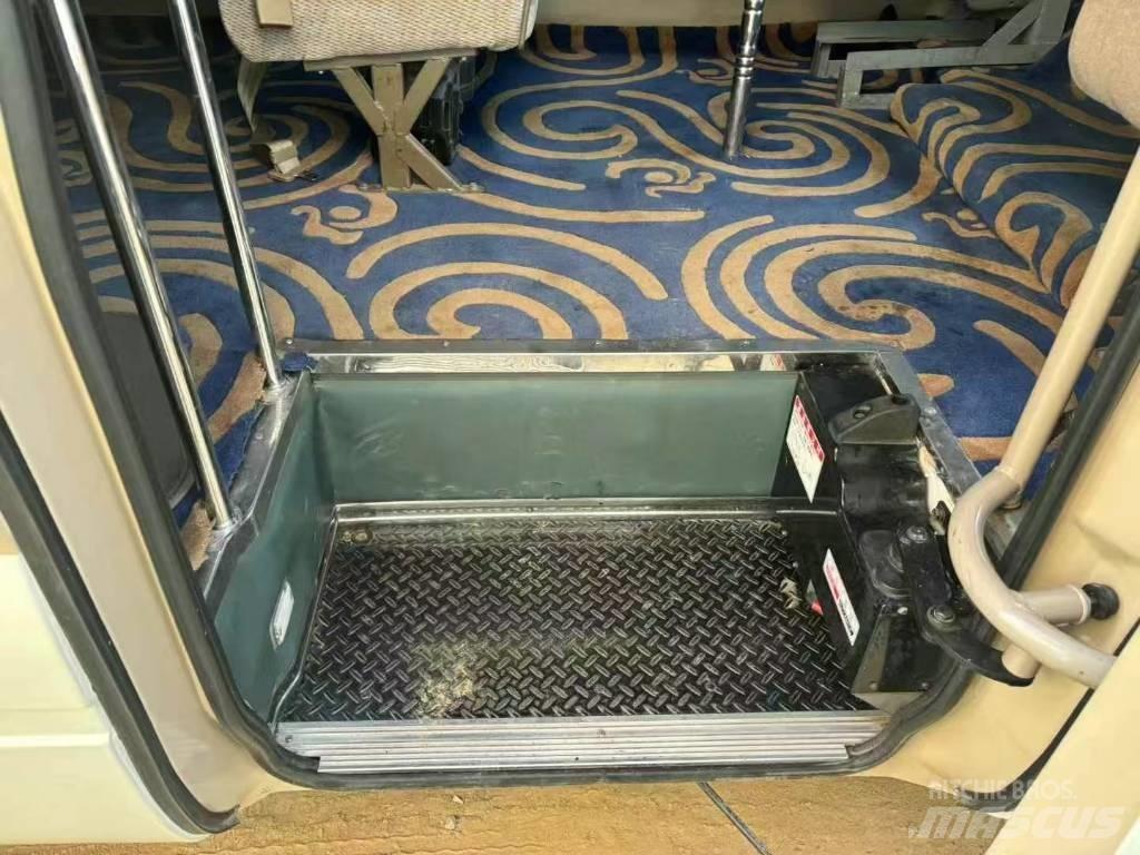 Toyota Coaster Intercity busser