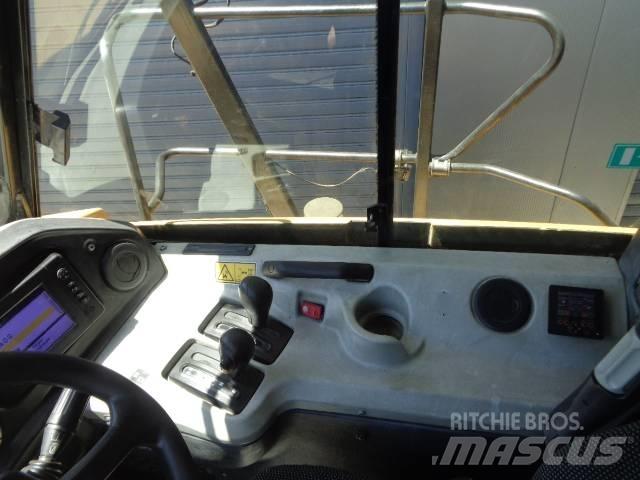 CAT 740 B Rammestyrte Dumpere