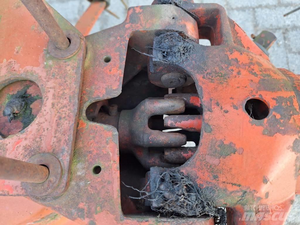 Kuhn GF 8501 T Raker og høyvendere