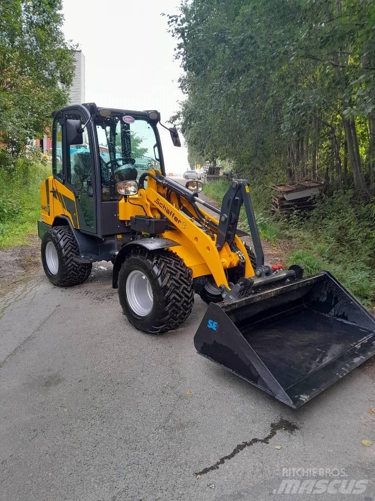 Schäffer 2445s Kompaktlastere