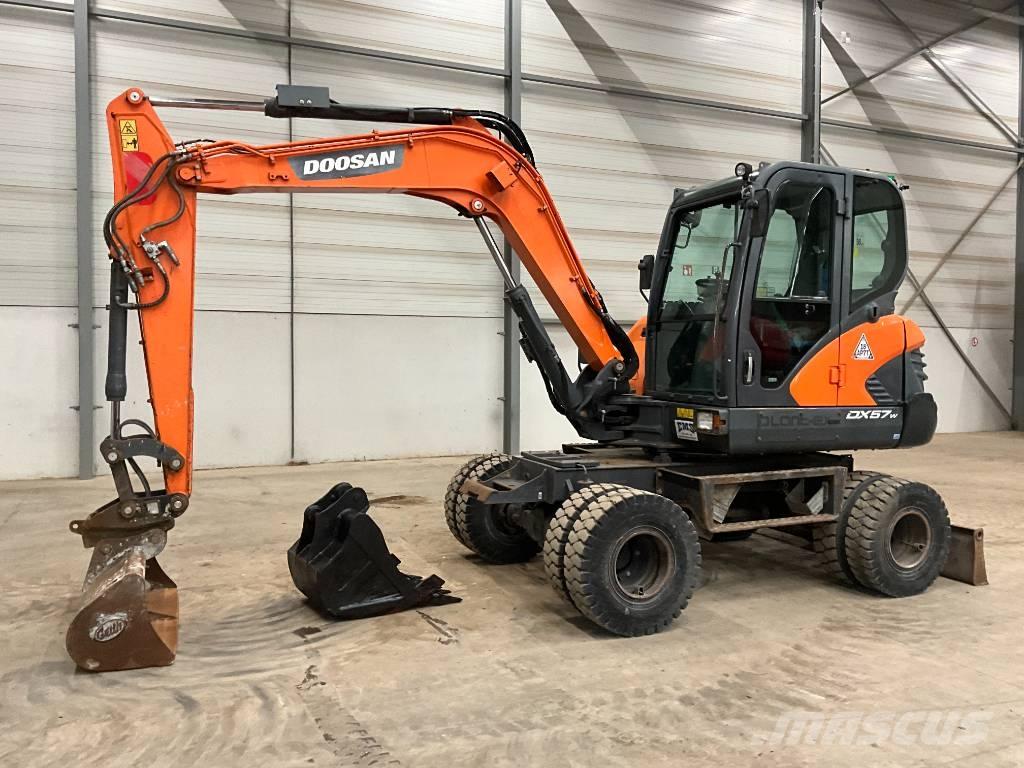 Doosan DX 57 W-5 Hjulgravere