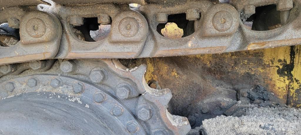 Komatsu D 65 EX 12 Dozere Beltegående