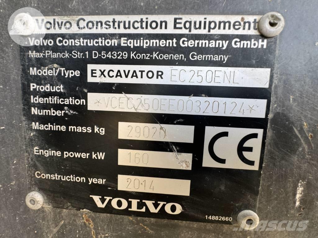 Volvo EC 250 E N L Beltegraver