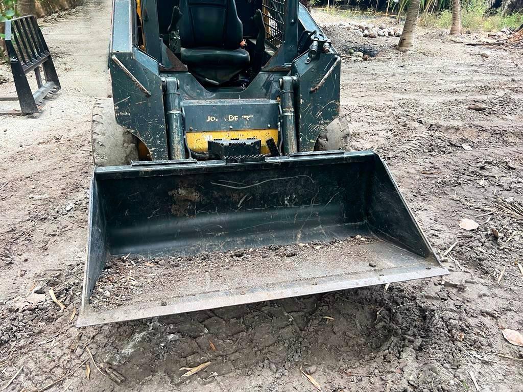 John Deere 312 Kompaktlastere