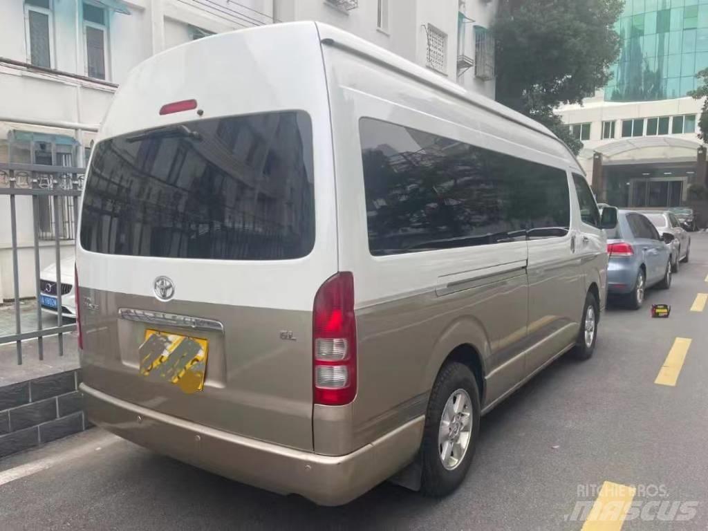 Toyota Coaster Intercity busser