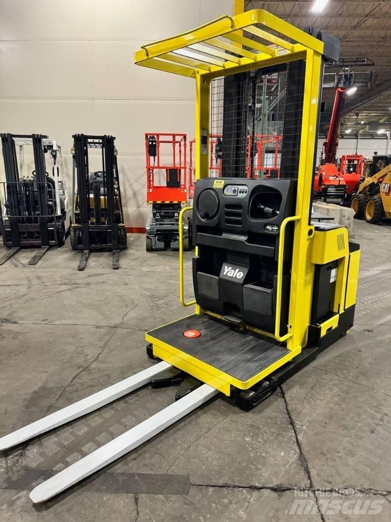 Yale OS030EF Middelsløftende plukketruck