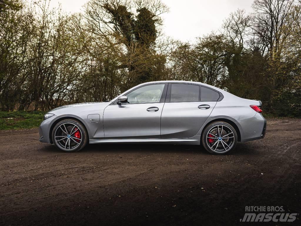 BMW 330e Personbiler