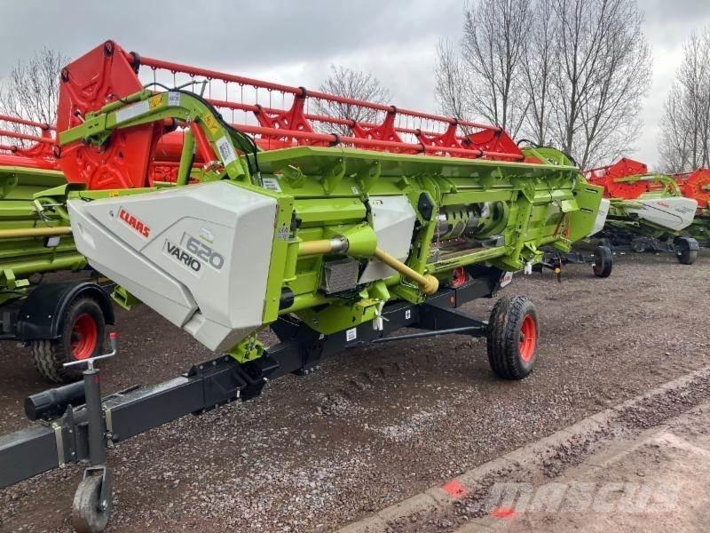 CLAAS TRION 530 Skurtreskere