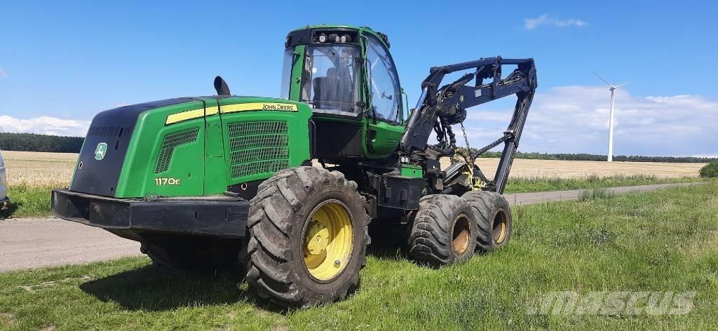 John Deere 1170 E Hogstmaskiner
