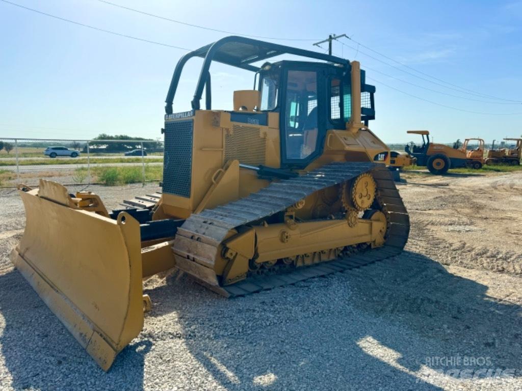 CAT D 6 M LGP Dozere Beltegående