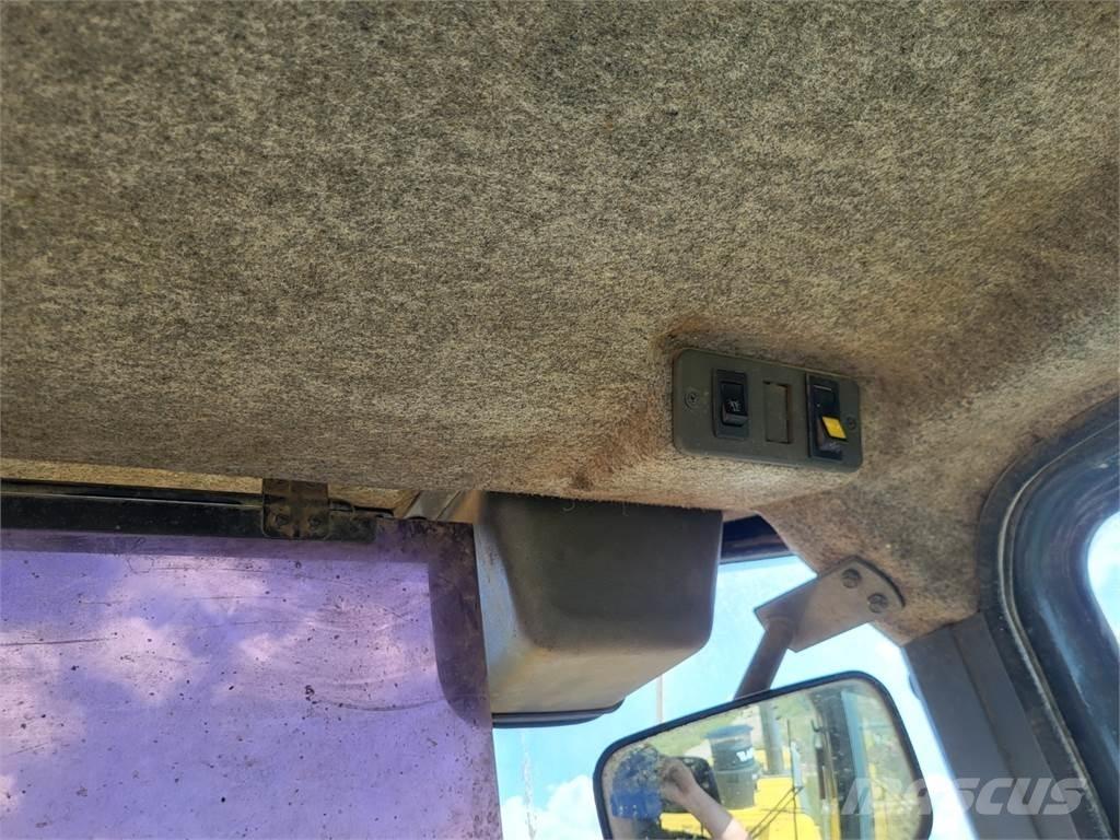 Komatsu WF 450T-3 Anlegg - Annet