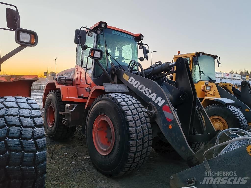 Doosan DL 220 Hjullastere