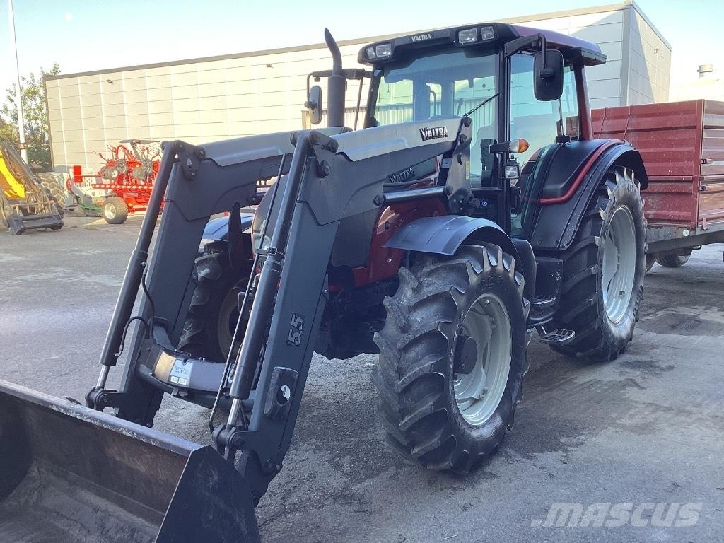 Valtra N141 Traktorer