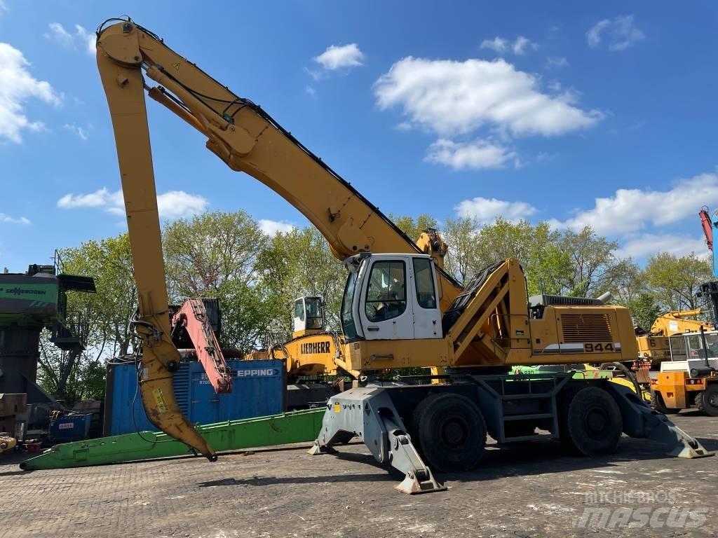 Liebherr 944 C HD Gravemaskiner for avfallshåndtering