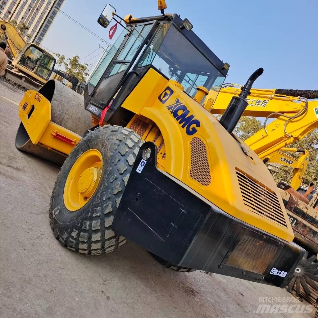 XCMG XS 142 J Valsetog