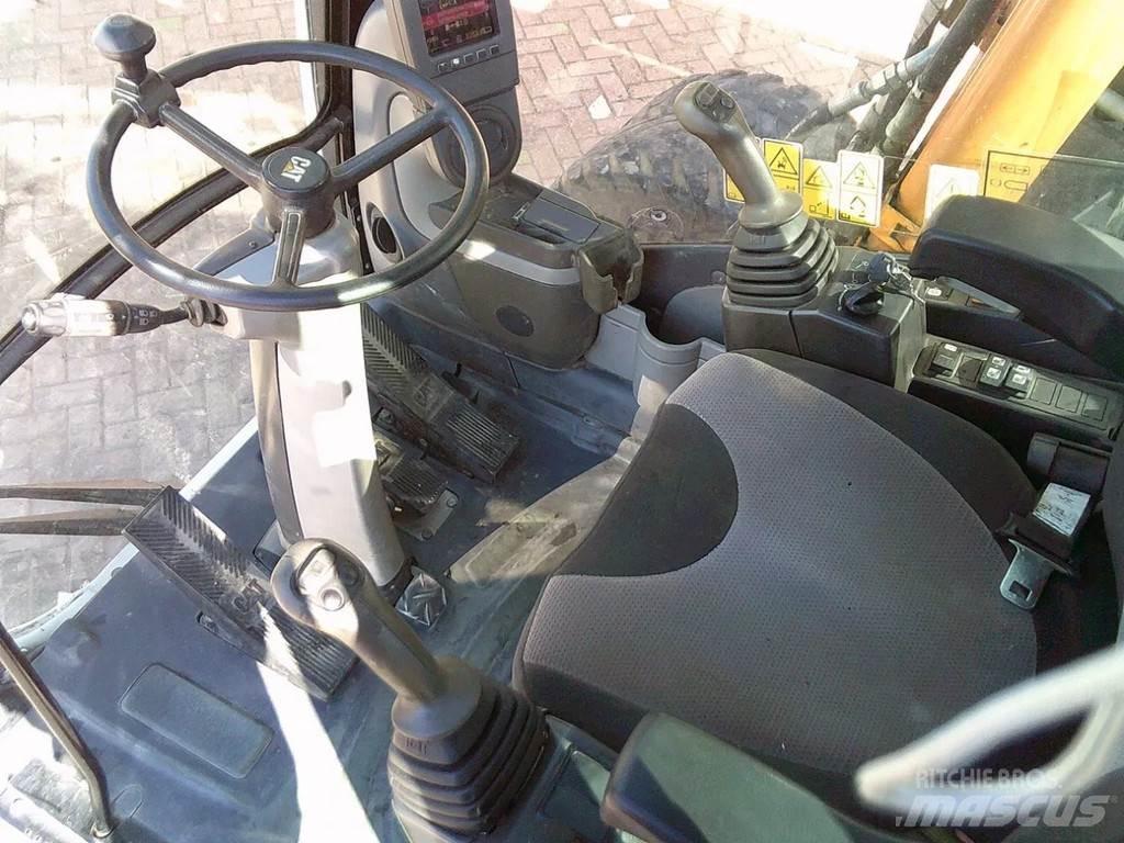 CAT M313D Hjulgravere