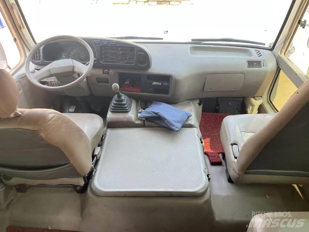 Toyota Coaster Intercity busser