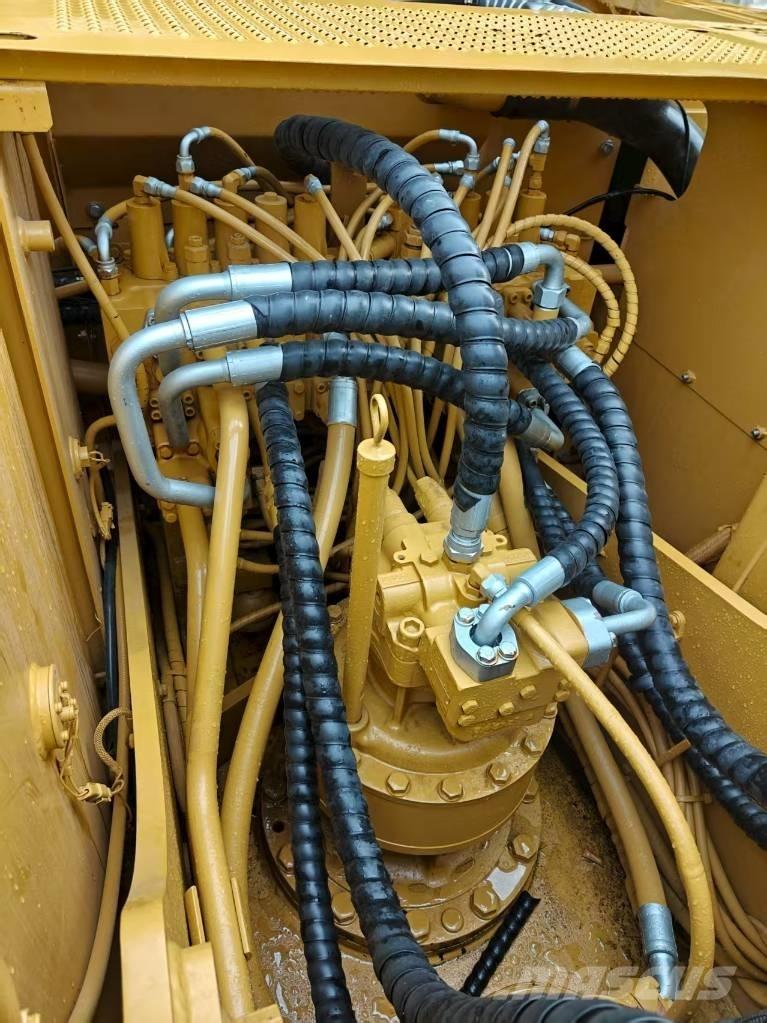CAT 320C Beltegraver
