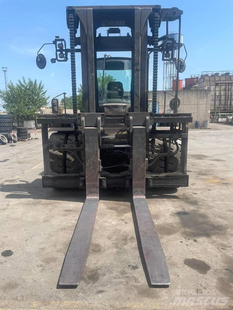 Kalmar DCG 250-12LB Diesel Trucker