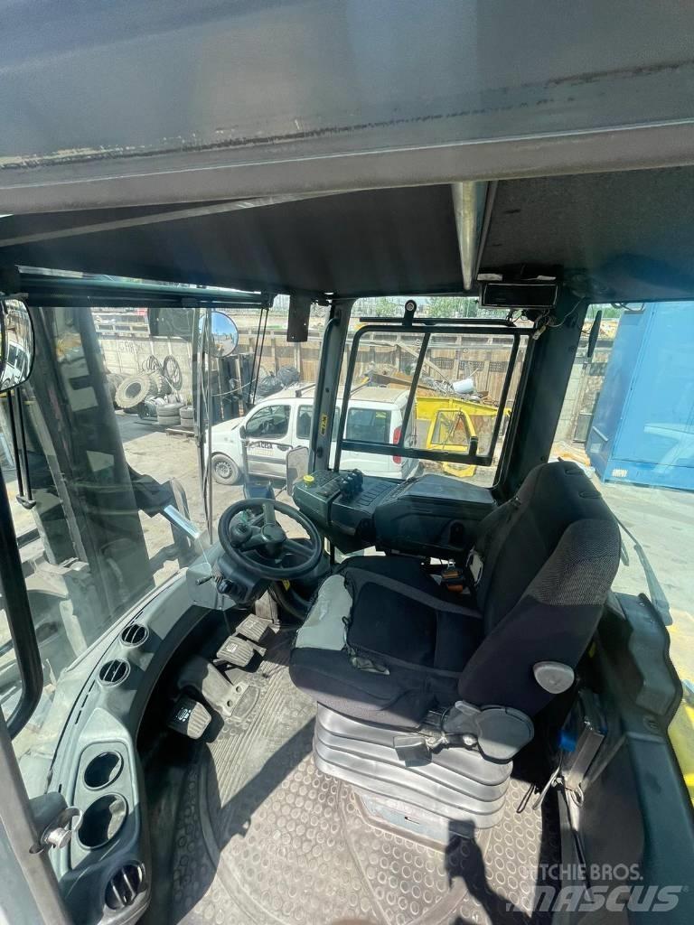 Kalmar DCG 250-12LB Diesel Trucker