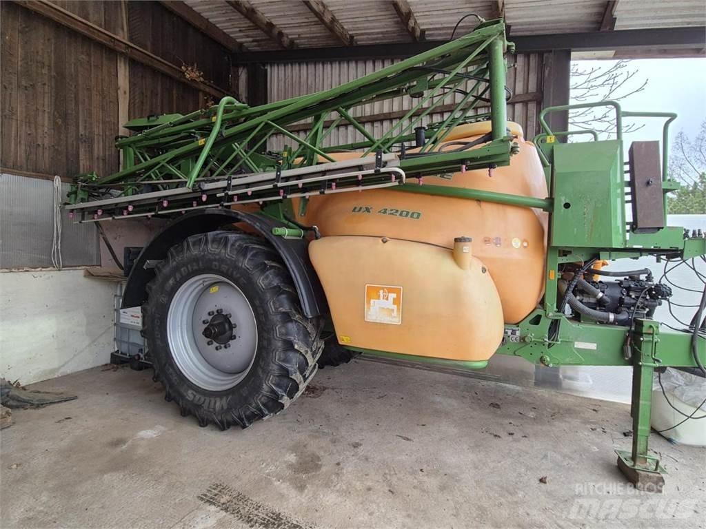 Amazone UX 4200 Slepesprøyter