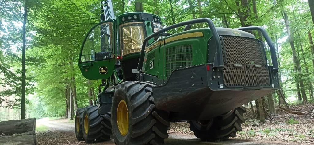 John Deere 1070G Hogstmaskiner