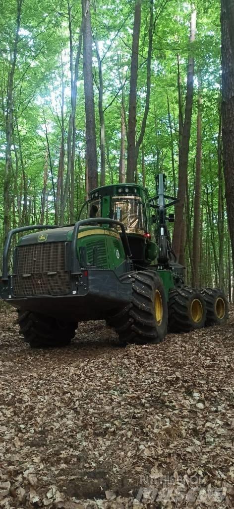 John Deere 1070G Hogstmaskiner