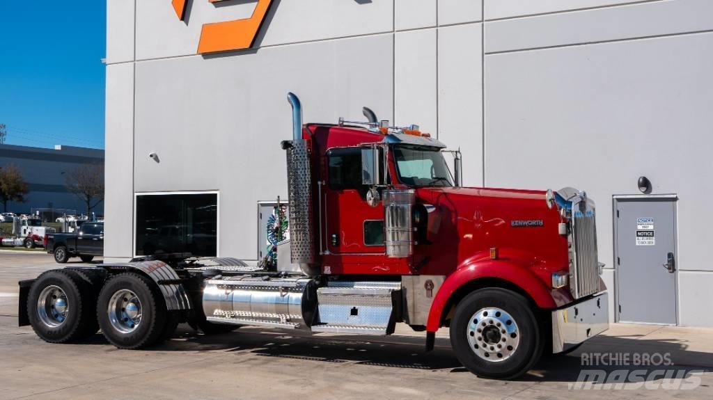 Kenworth W 900 Trekkvogner